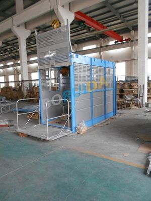 Pojedynczy / Podwójny Wóz 1000 kg Rack I Pinion Podnośniki do Materiałów Budowlanych