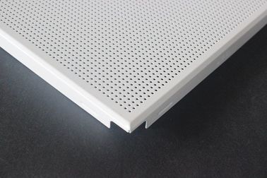 Odporne na warunki atmosferyczne akustyczne plafony sufitowe Aluminium / stal ocynkowana powlekana białą farbą