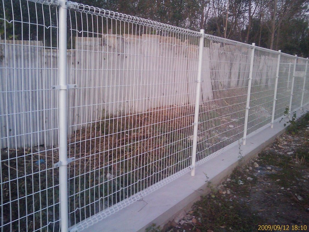 Dostosowane ocynkowane ogrodzenia stalowe dwukrotnie Lap Idylliczne Ogrodzenie Planie 3,0 - 6,0 mm